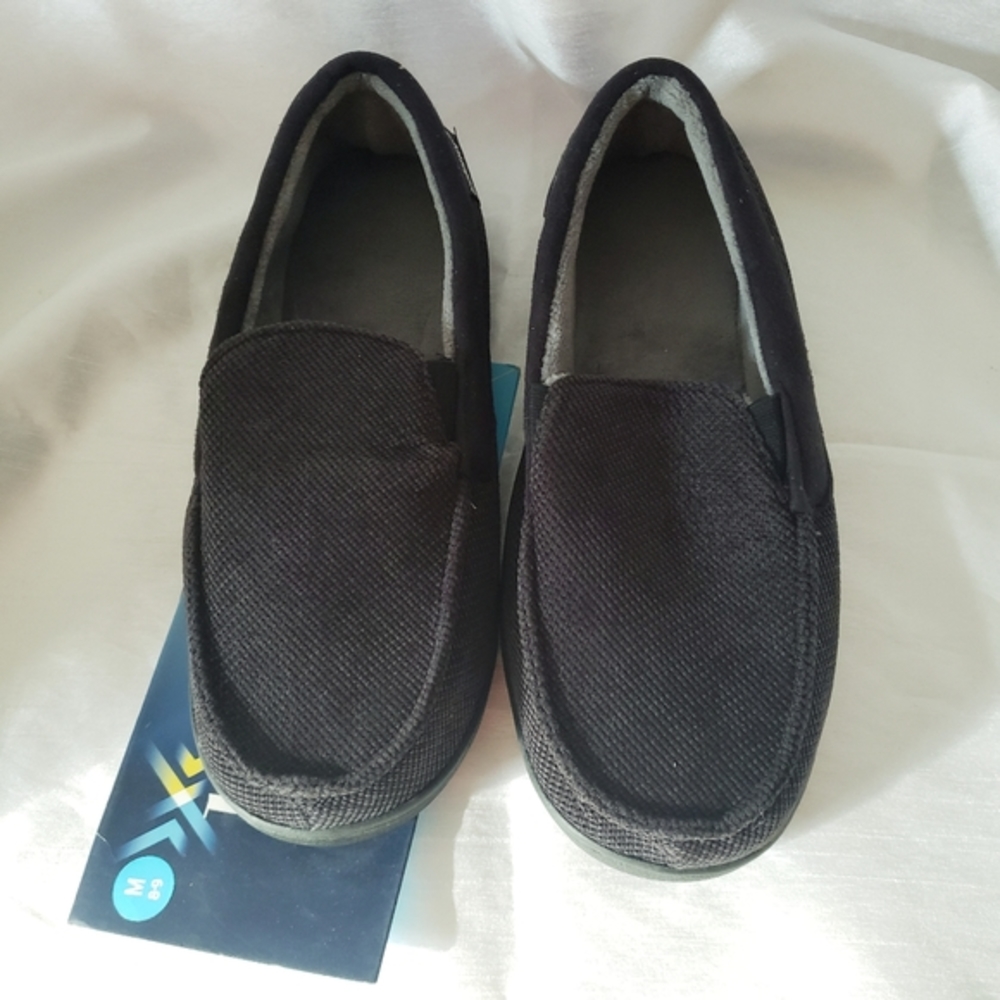 Isotoner Men's Black Slippers
